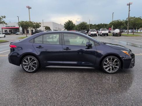 Used 2020 Toyota Corolla SE FWD image 3