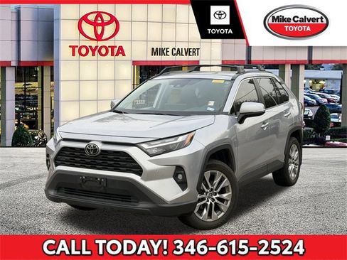 Used 2023 Toyota RAV4 XLE Premium image 1