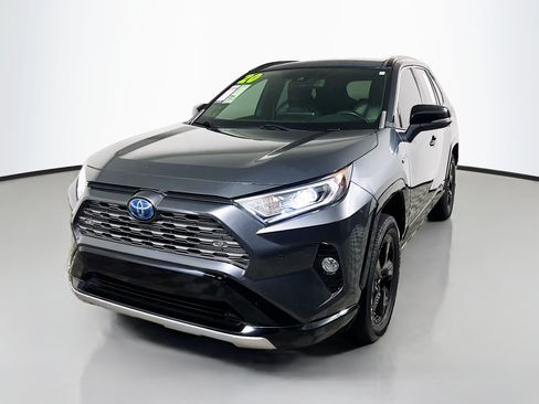 Used 2020 Toyota RAV4 XSE AWD/4WD image 10