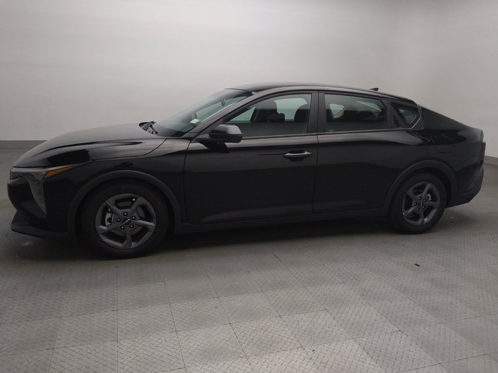 Used 2025 Kia K4 FWD image 2