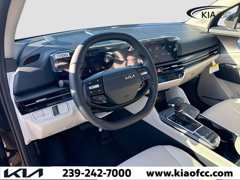 New 2026 Kia Sportage EX image 25