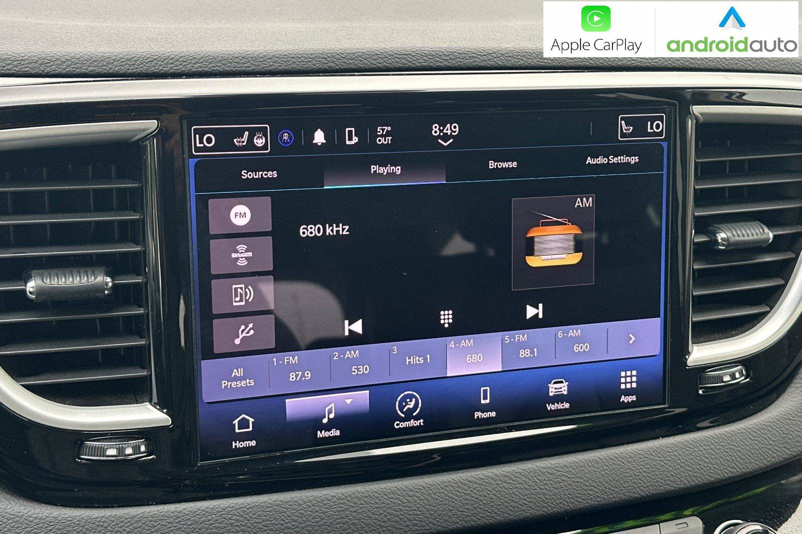 Used 2023 Chrysler Pacifica Touring-L FWD image 21