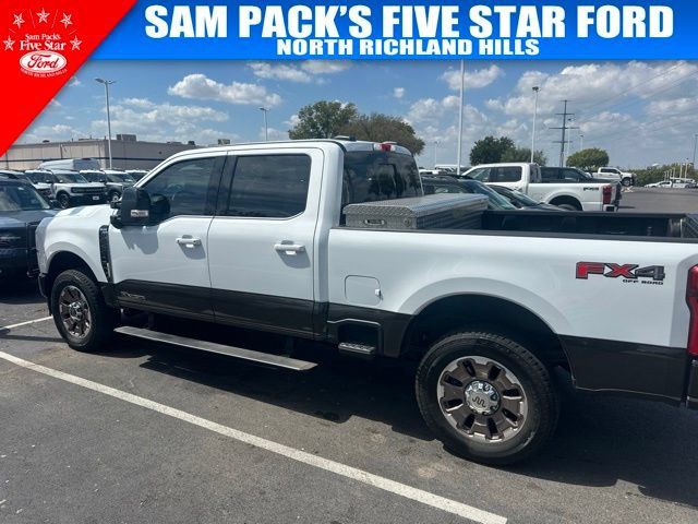 Used 2025 Ford F250 King Ranch w/ FX4 Off-Road Package AWD/4WD image 13