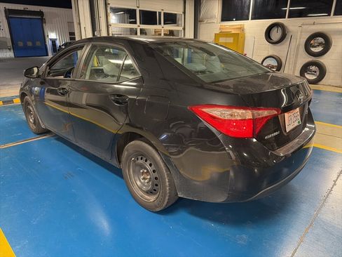 Used 2017 Toyota Corolla LE image 7