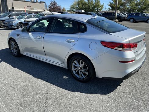 Used 2019 Kia Optima LX FWD image 5
