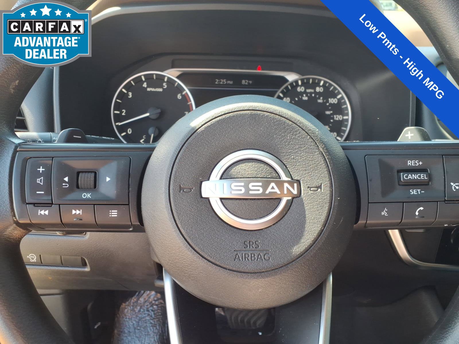 Used 2023 Nissan Rogue S AWD/4WD image 24