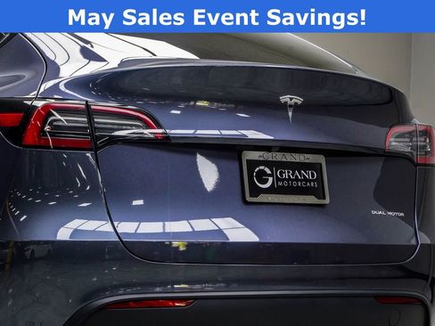 Used 2023 Tesla Model Y Long Range AWD/4WD image 13