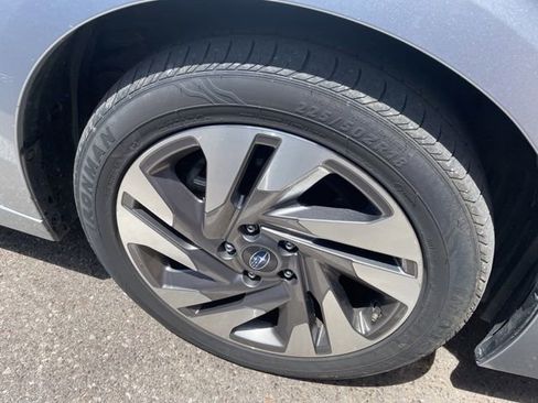Used 2024 Subaru Legacy Limited AWD/4WD image 5