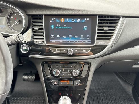 Used 2020 Buick Encore Preferred w/ Safety Package FWD image 26