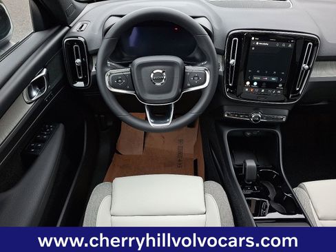 New 2026 Volvo EX40 Plus w/ Climate Package image 7