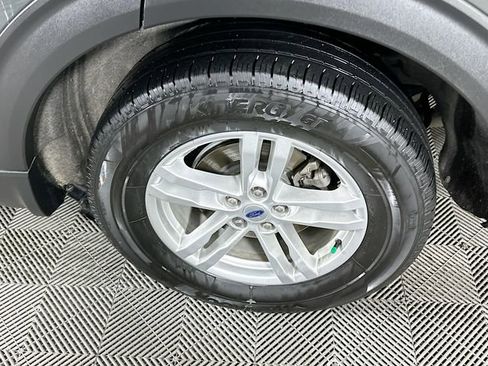 Certified 2023 Ford Explorer XLT w/ Equipment Group 202A image 35