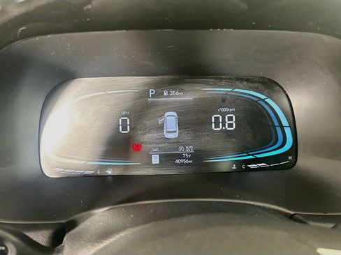 Used 2025 Hyundai Palisade SEL FWD image 19
