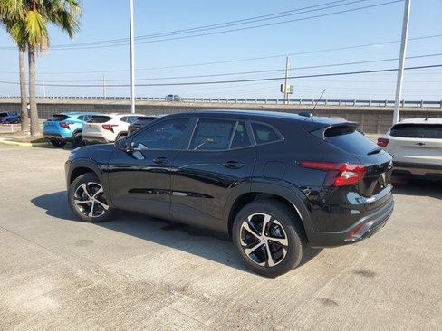 New 2026 Chevrolet Trax RS w/ Driver Confidence Package image 5