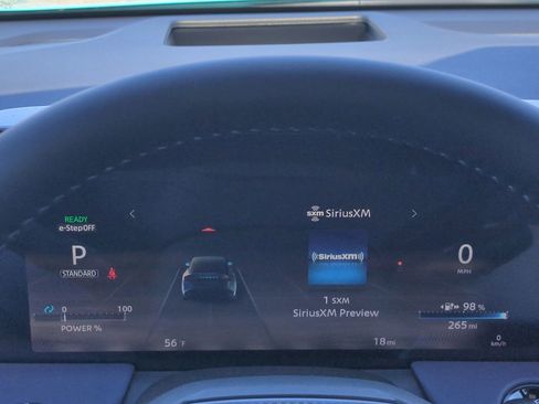 New 2026 Nissan Leaf Platinum+ image 28