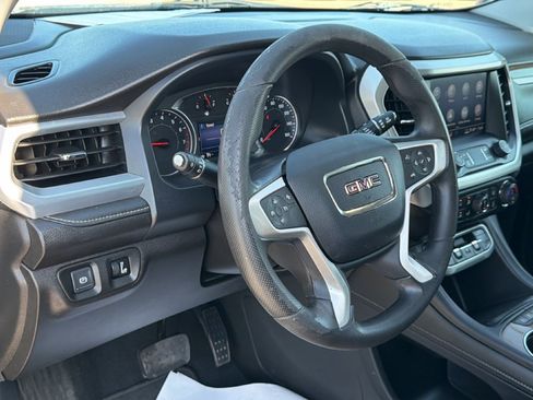 Used 2022 GMC Acadia SLE FWD image 20
