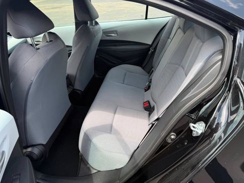 Used 2025 Toyota Corolla SE w/ Convenience Package FWD image 6