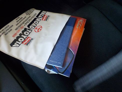 Used 2007 Toyota FJ Cruiser 4WD image 18