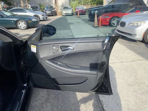 Used 2006 Mercedes-Benz CLS 500 image 12