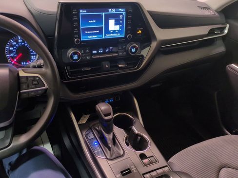 Used 2022 Toyota Highlander L image 20