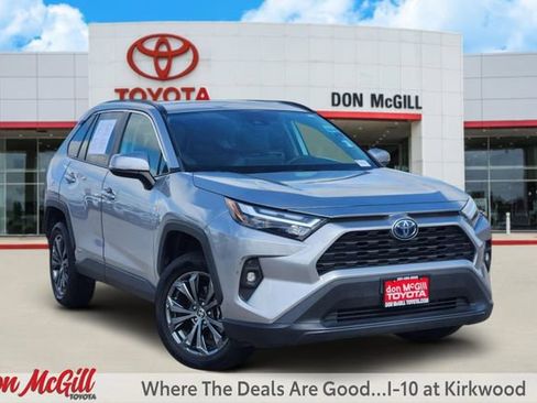 Certified 2023 Toyota RAV4 XLE Premium AWD/4WD image 1