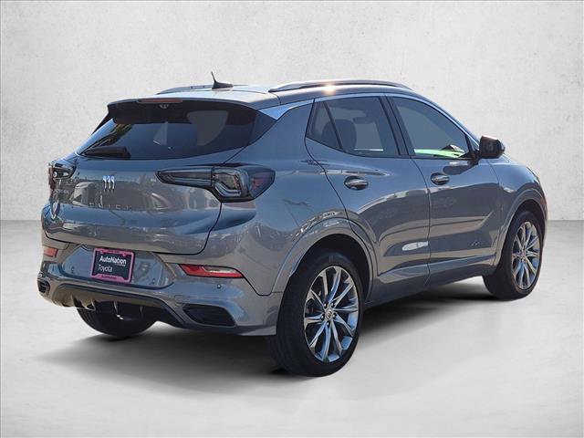 Used 2025 Buick Encore GX Avenir w/ Avenir Technology Package AWD/4WD image 5