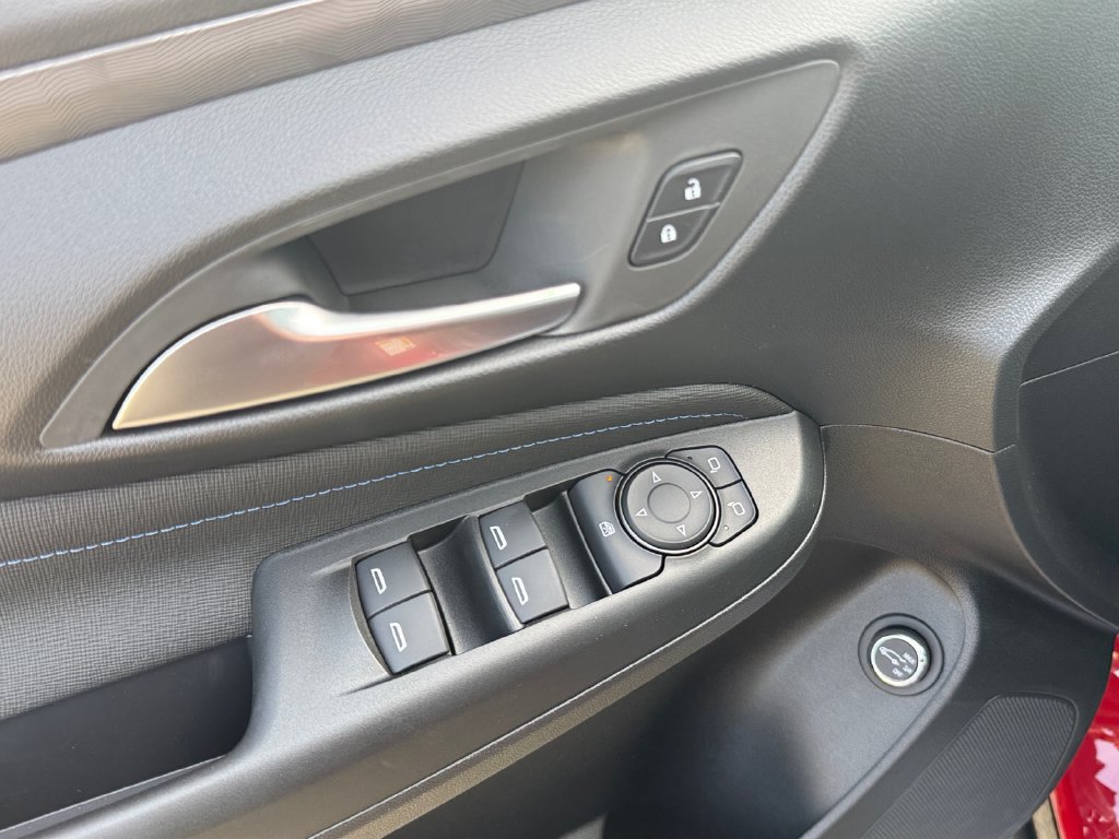 New 2026 Buick Envista Sport Touring FWD image 15
