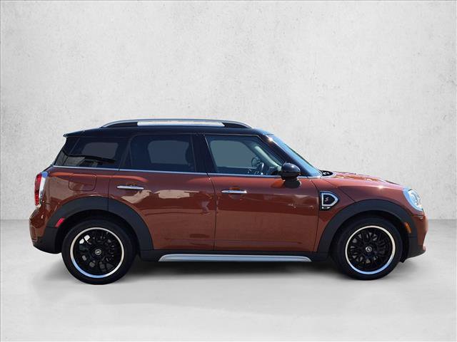 Used 2019 MINI Cooper Countryman S w/ Premium Package FWD image 4