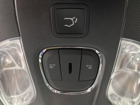 New 2026 Jeep Compass Latitude AWD/4WD image 25