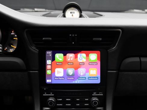 Used 2018 Porsche 911 GT3 image 8