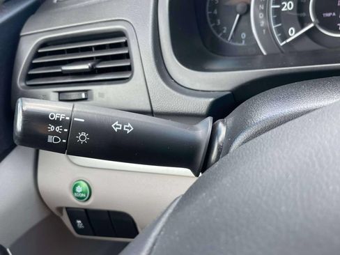 Used 2013 Honda CR-V LX image 22