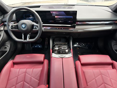 Used 2026 BMW i5 eDrive40 w/ Executive Package AWD/4WD image 14