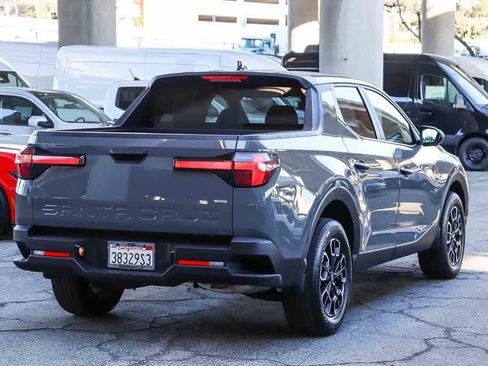 Used 2023 Hyundai Santa Cruz SEL image 4