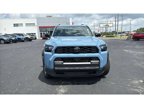 New 2026 Toyota 4Runner TRD Off-Road Premium AWD/4WD image 2