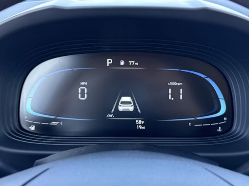 New 2026 Hyundai Venue SE image 16