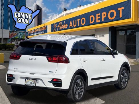 Used 2022 Kia Niro EX FWD image 5