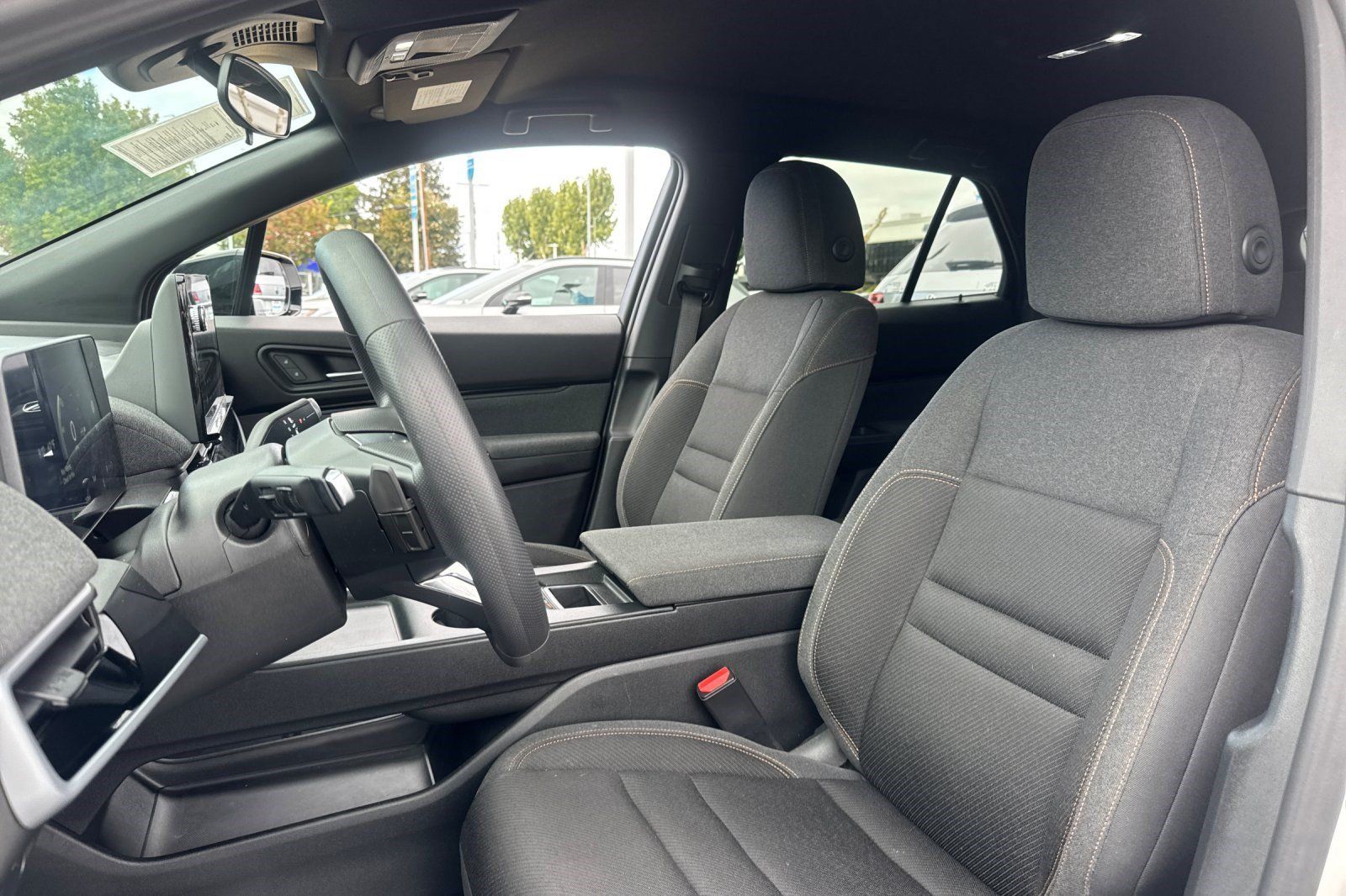 Used 2024 Honda Prologue EX image 5