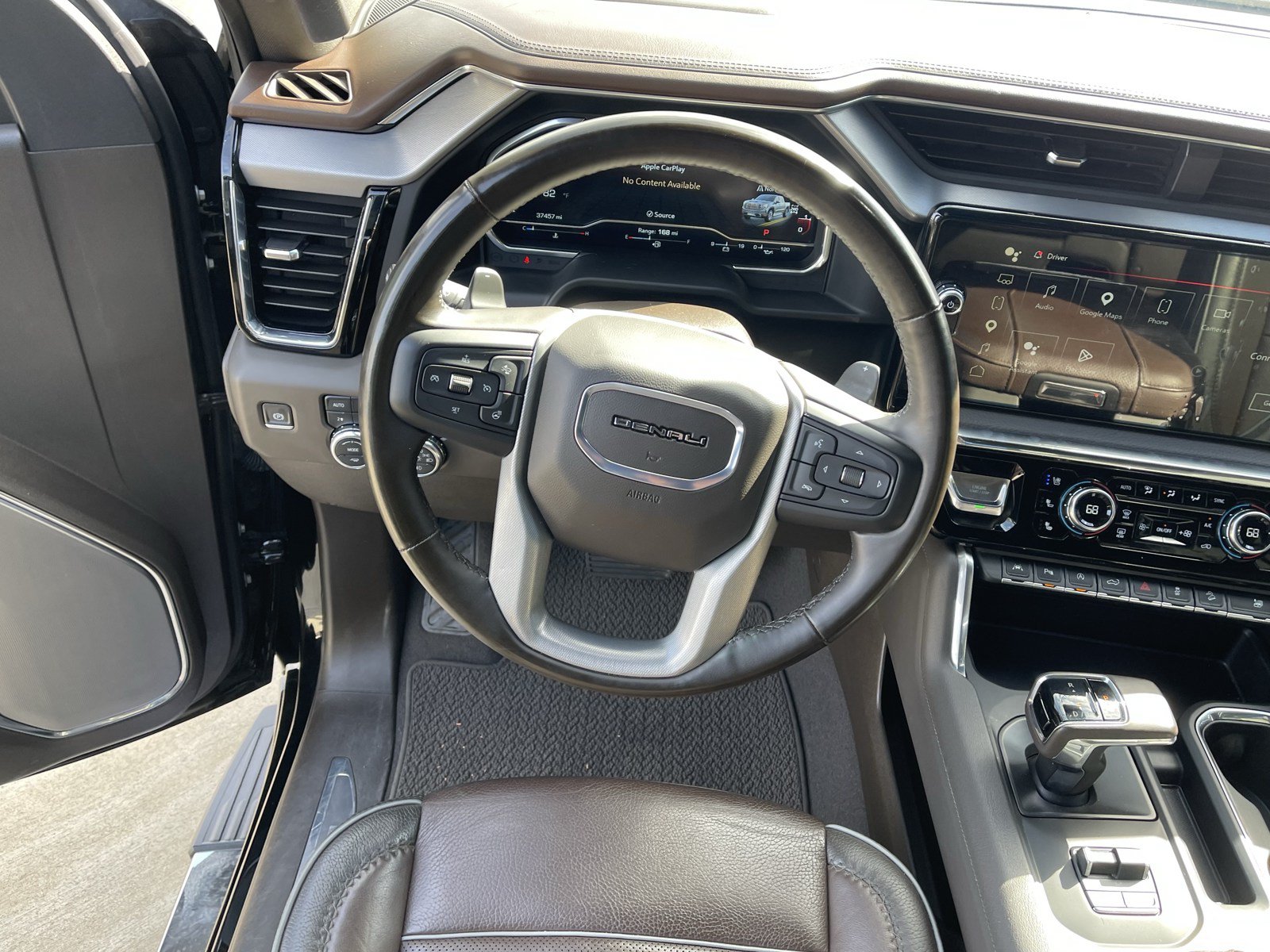 Used 2024 GMC Sierra 1500 Denali w/ Technology Package AWD/4WD image 13