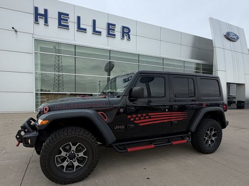 Used 2018 Jeep Wrangler Unlimited Rubicon AWD/4WD image 3