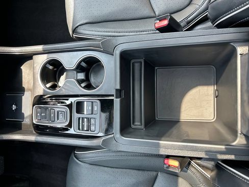 Used 2024 Honda Pilot Elite image 30