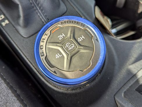 Used 2022 Ford Bronco 4-Door AWD/4WD image 9