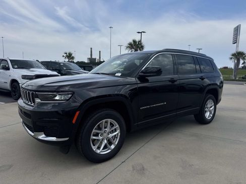 New 2026 Jeep Grand Cherokee L Laredo RWD image 3
