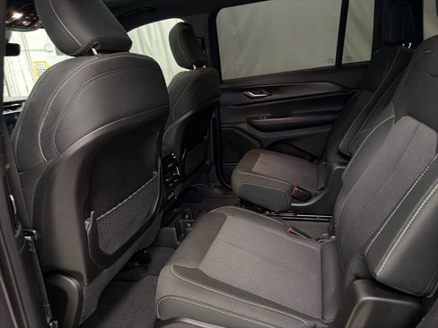 Used 2025 Jeep Grand Cherokee L Laredo w/ Luxury Tech Group I image 22