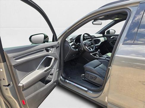 New 2025 Audi Q3 2.0T Premium w/ Convenience Package image 13