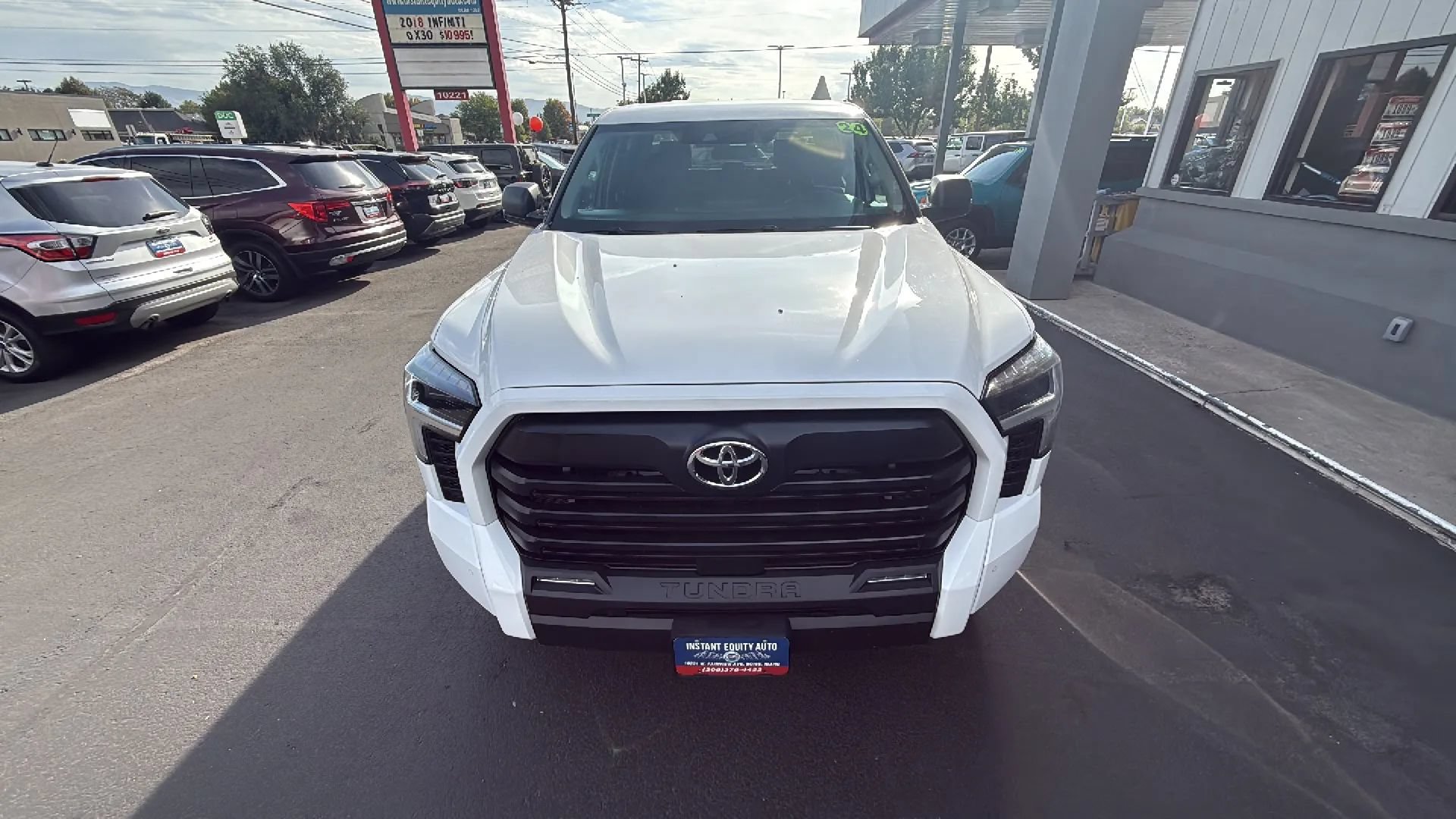 Used 2024 Toyota Tundra SR5 w/ SR5 Convenience Package AWD/4WD image 8
