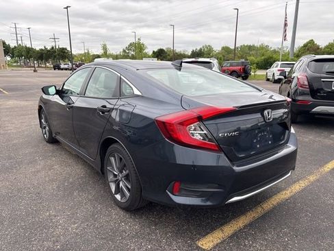 Used 2019 Honda Civic EX image 3