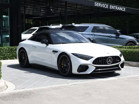 Used 2022 Mercedes-Benz SL 63 AMG 4MATIC image 3