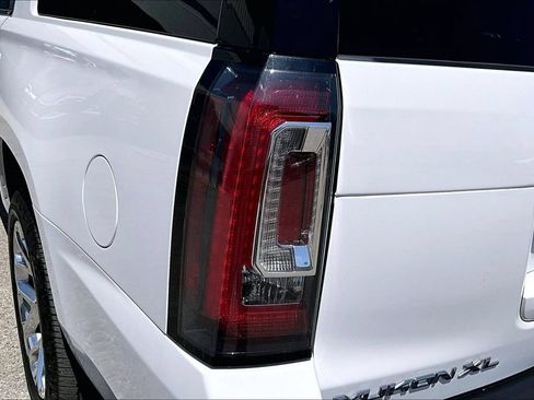Used 2020 GMC Yukon XL Denali w/ Denali Ultimate Package AWD/4WD image 23