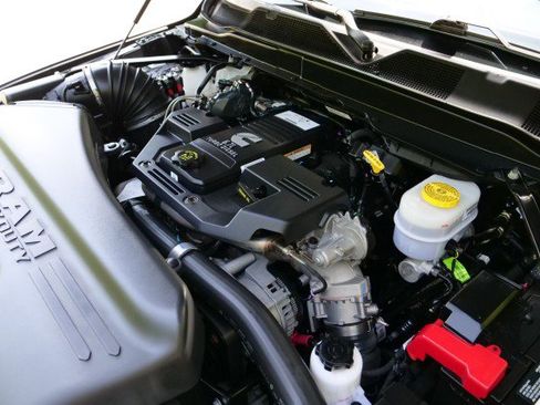 Used 2024 RAM 3500 Limited AWD/4WD image 39