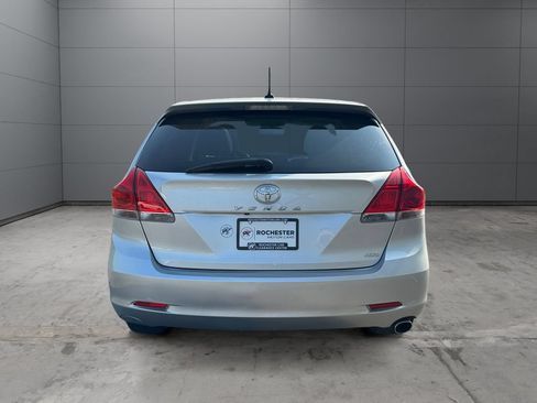 Used 2009 Toyota Venza AWD w/ Comfort Pkg image 4