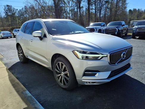 Used 2020 Volvo XC60 T5 Inscription w/ Protection Package Premier image 3